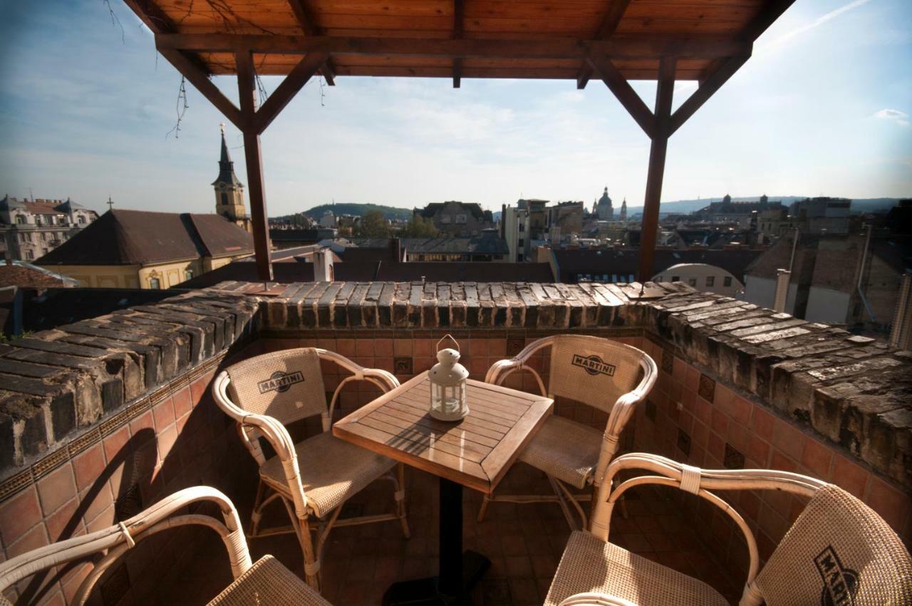 Holiday On Top City Center Budapesta Exterior foto